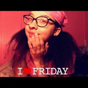 Meet your Posher, Maria